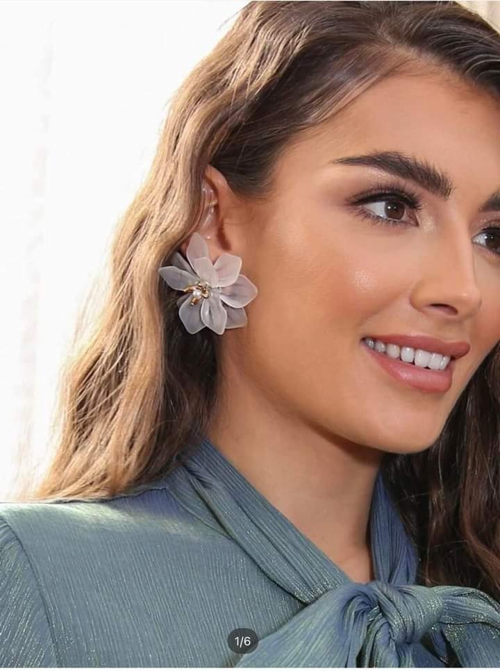 Flower Design Earrings
