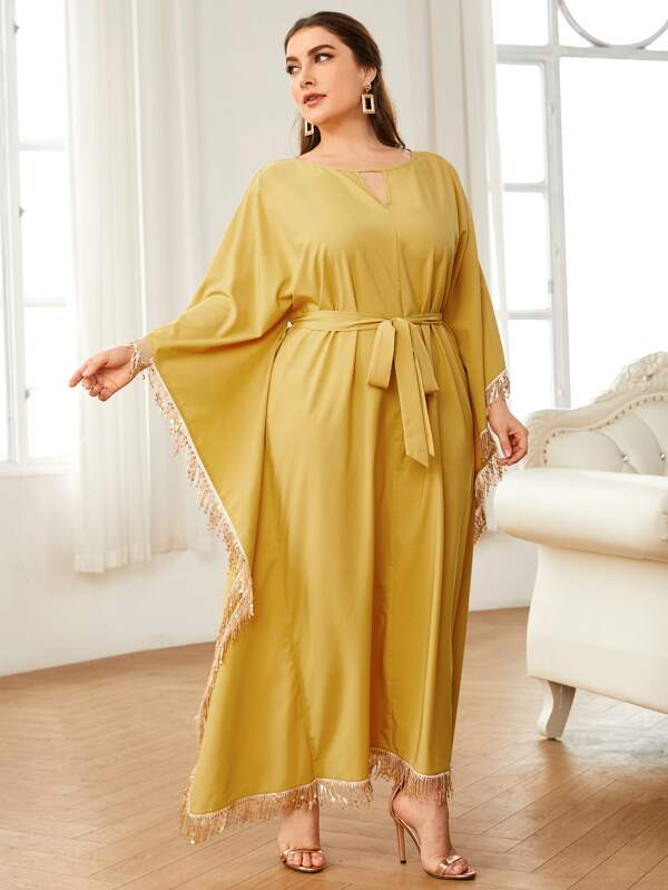 فستان مزين بالترتر بلون موحد وحزام | شي ان