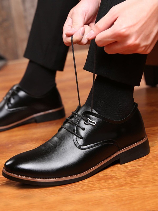 حذاء برباط امامي للرجال | شي ان