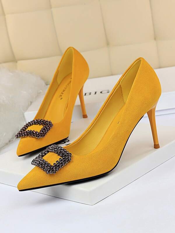 جزمة بكعب عالي ولون موحد | شي ان