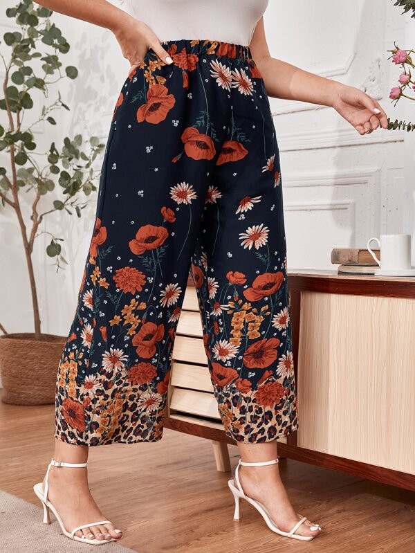 بنطلون كابريس واسع الساق بطبعة زهور | شي ان